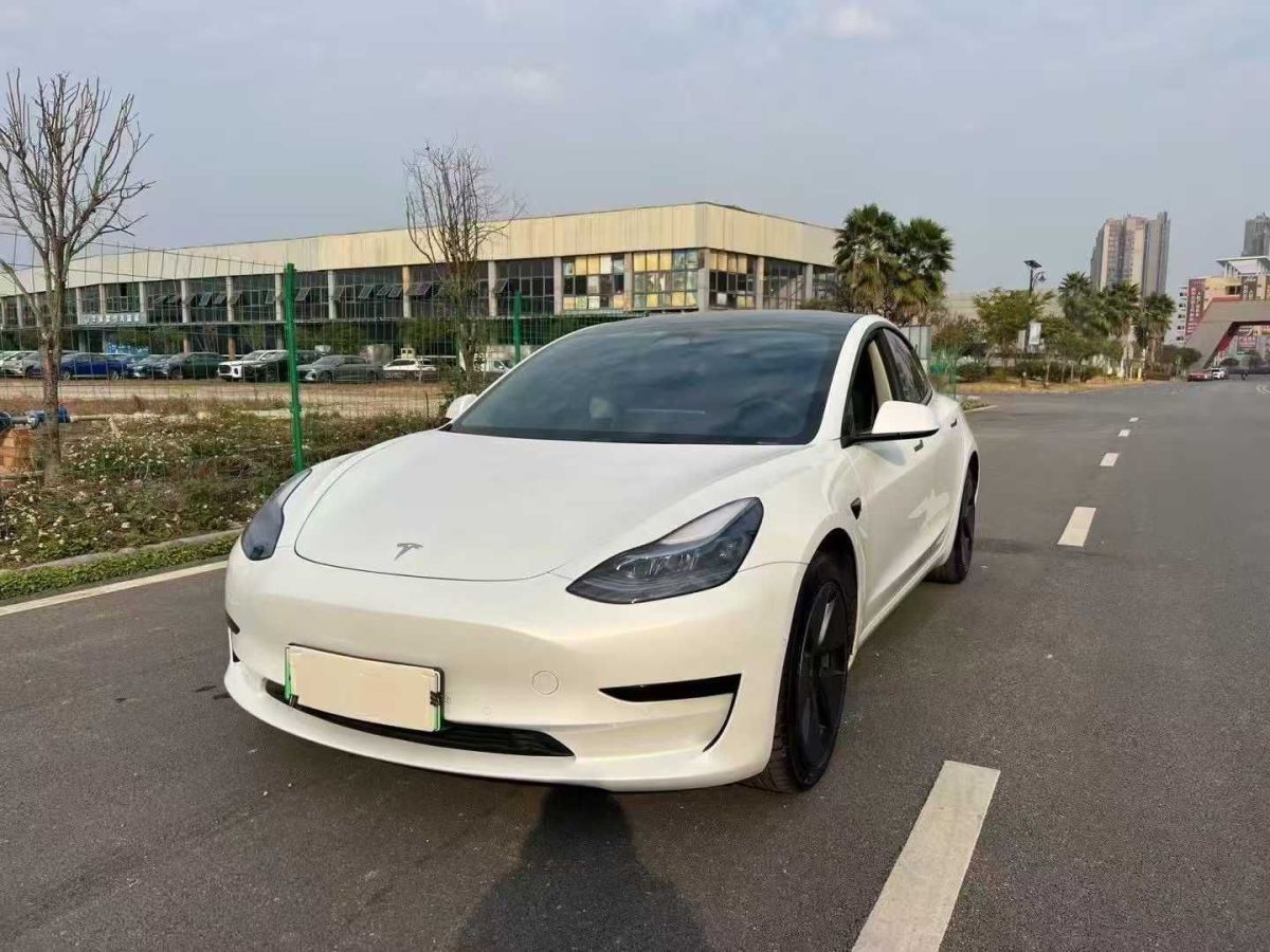 特斯拉 Model S  2023款 三電機全輪驅(qū)動 Plaid版圖片