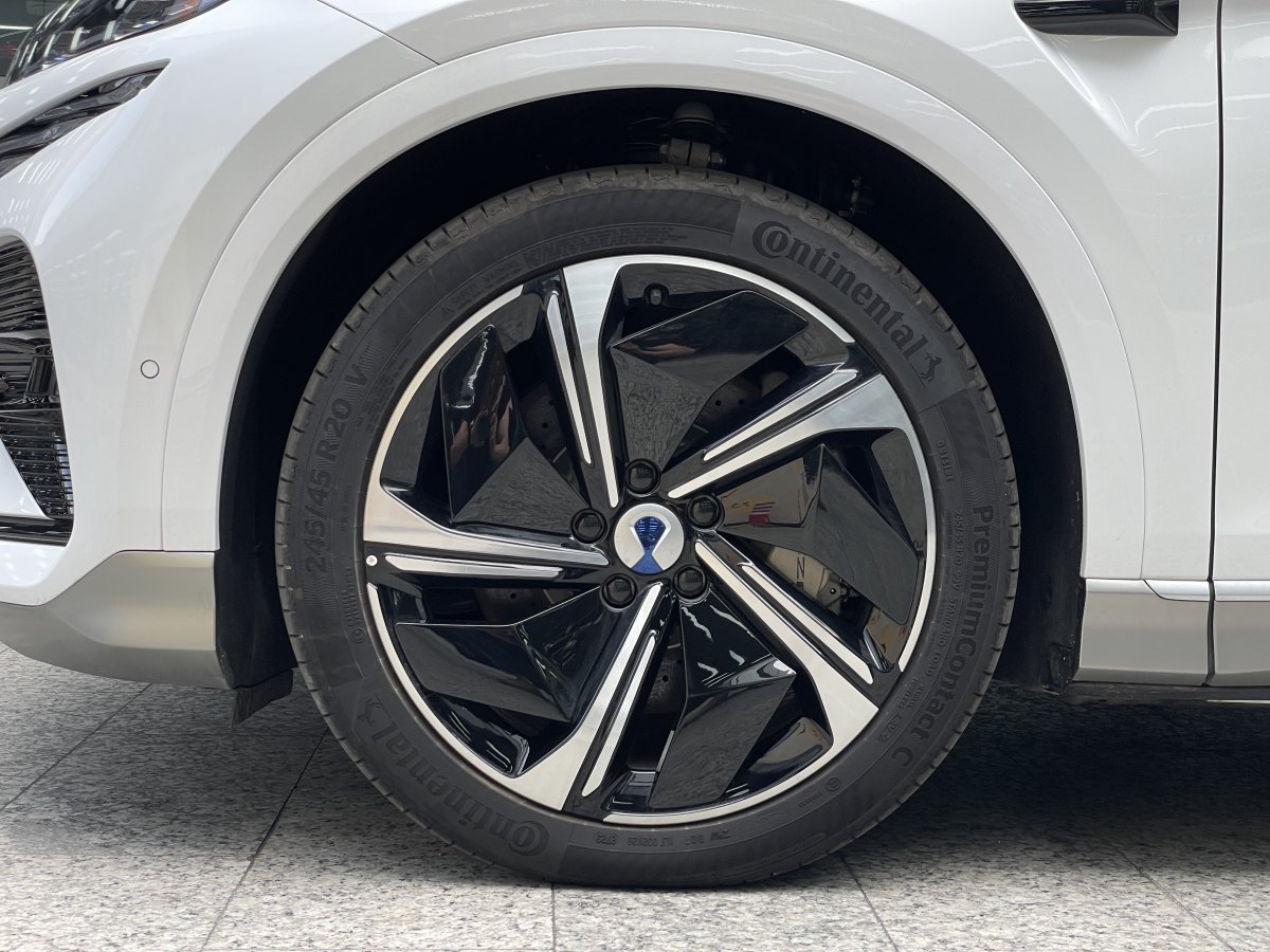 騰勢(shì) 騰勢(shì)N7  2023款 長(zhǎng)續(xù)航性能Max版圖片
