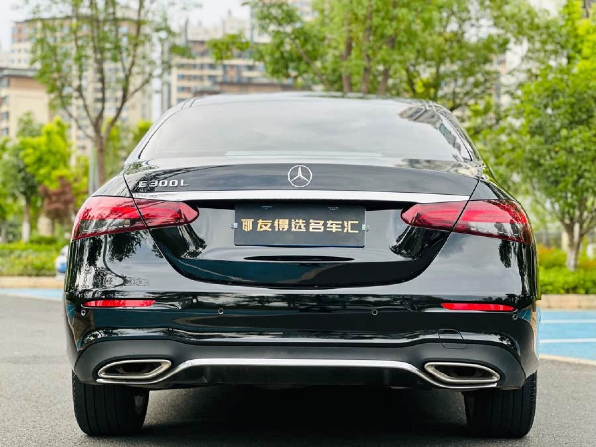 奔馳 奔馳E級  2023款 改款 E 300 L 運(yùn)動豪華型圖片