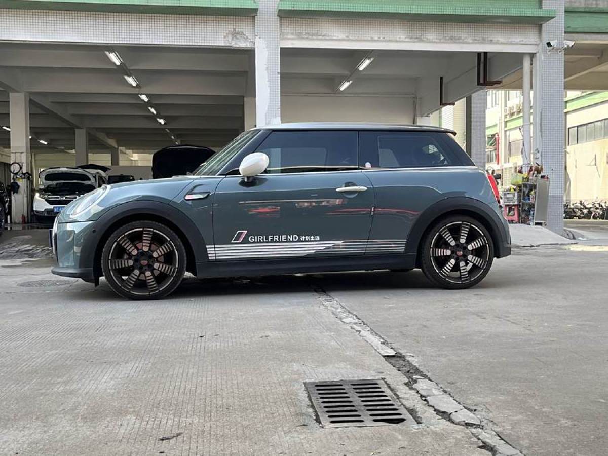 MINI MINI  2023款 1.5T COOPER 弧光特別版圖片