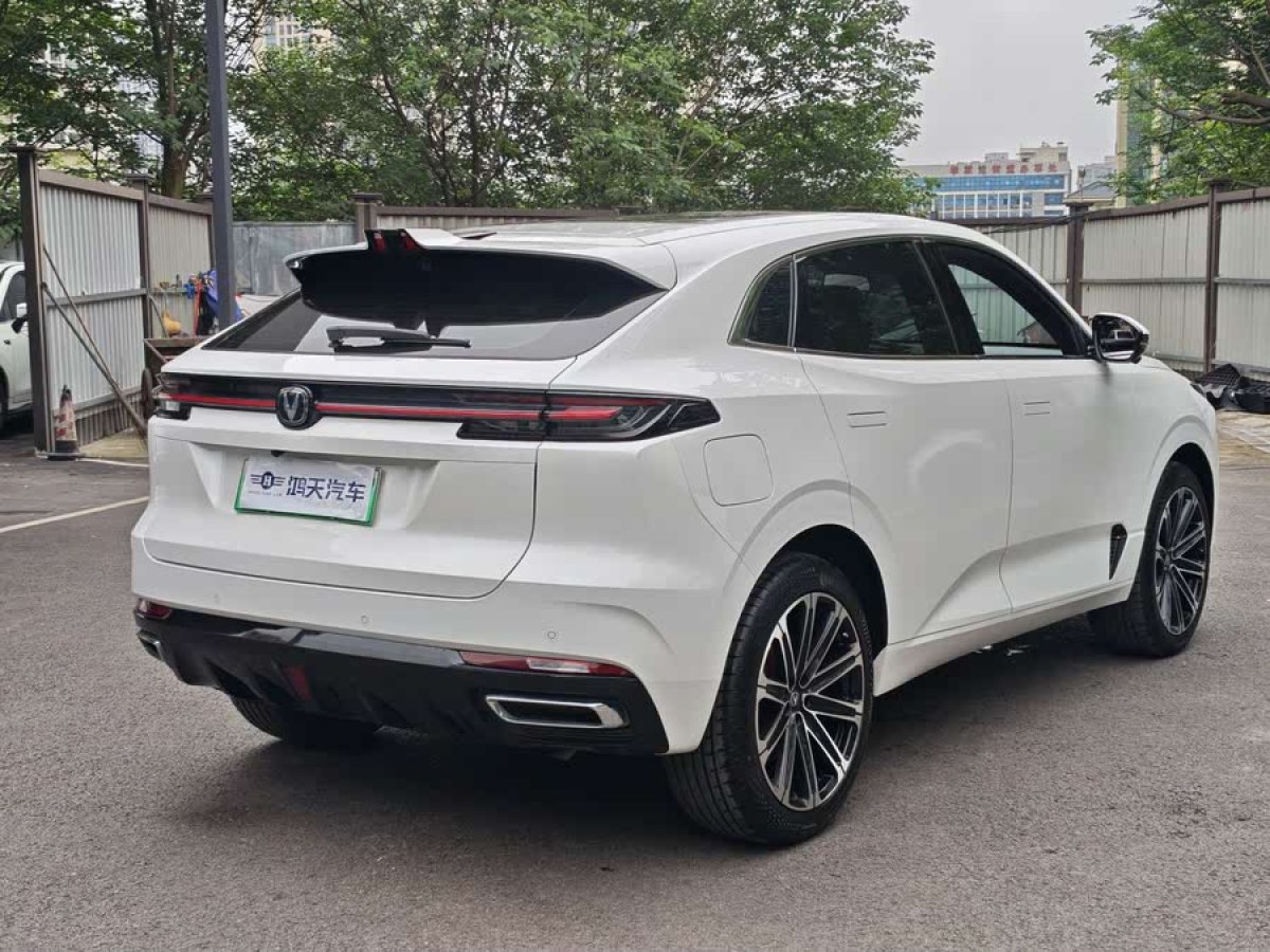 長(zhǎng)安 長(zhǎng)安UNI-K新能源  2023款 智電iDD 1.5T 135km智酷型圖片