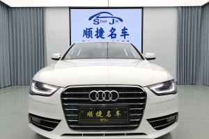 奥迪A4L 奥迪 35 TFSI 自动标准型