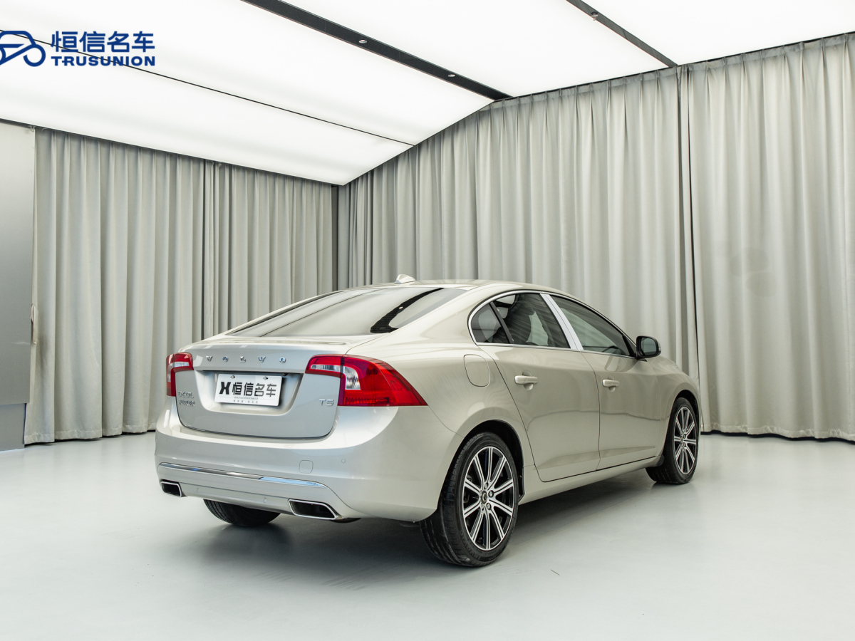 沃爾沃 S60  2014款 2.0T T5 個性運動版(改款)圖片