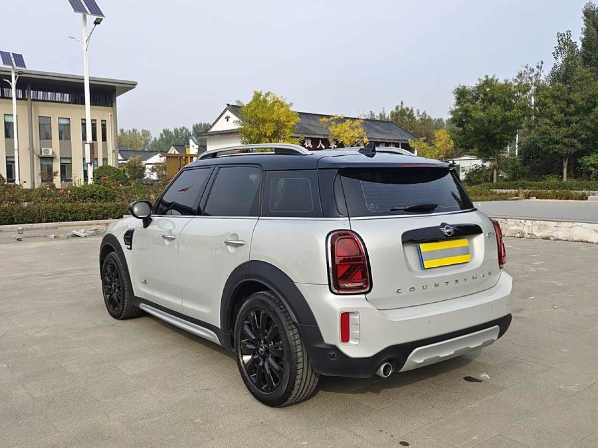 2022年6月MINI COUNTRYMAN  2022款 1.5T COOPER ALL4 鑒賞家