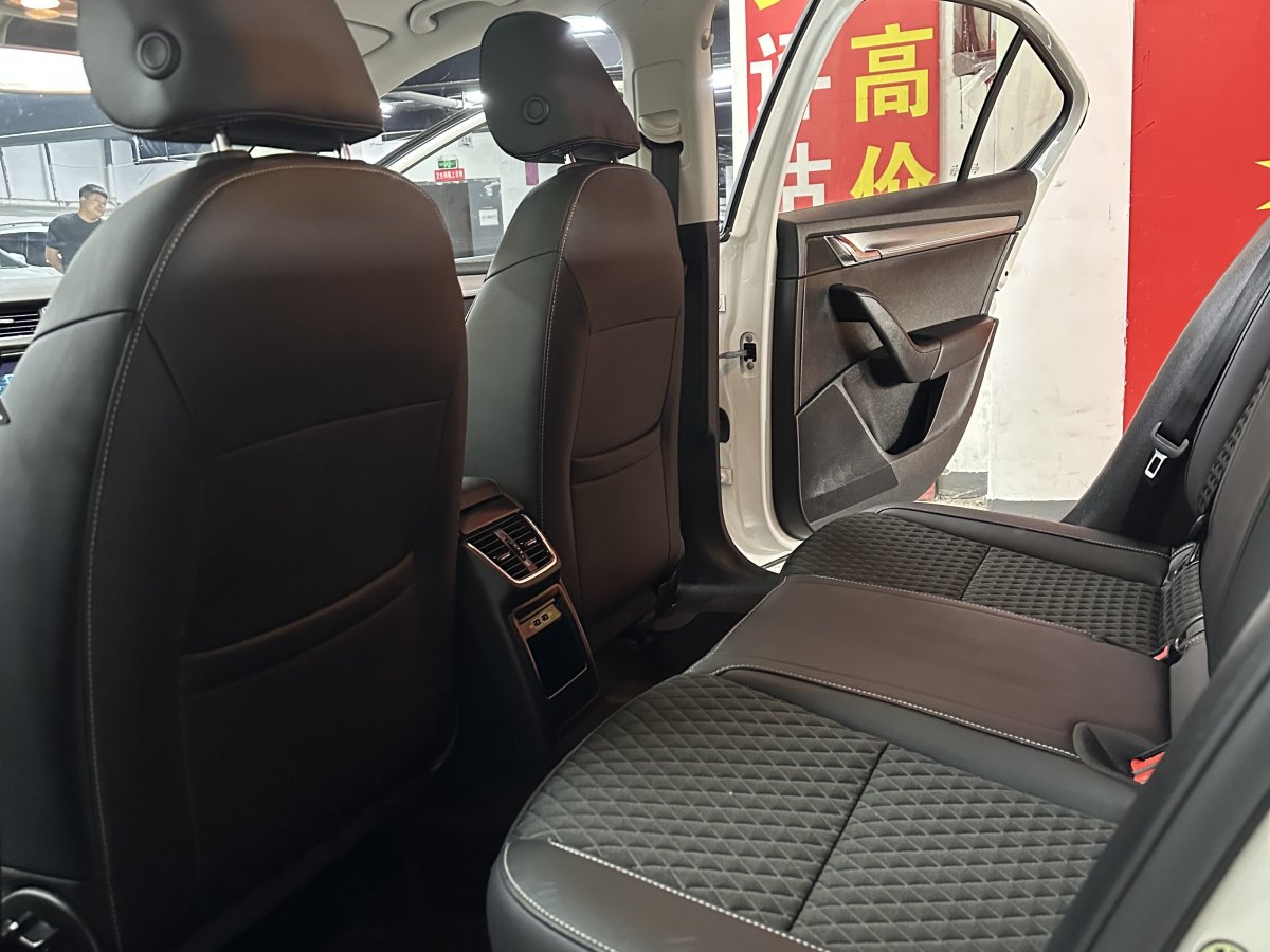 斯柯達(dá) 明銳  2019款 TSI230 DSG豪華版圖片