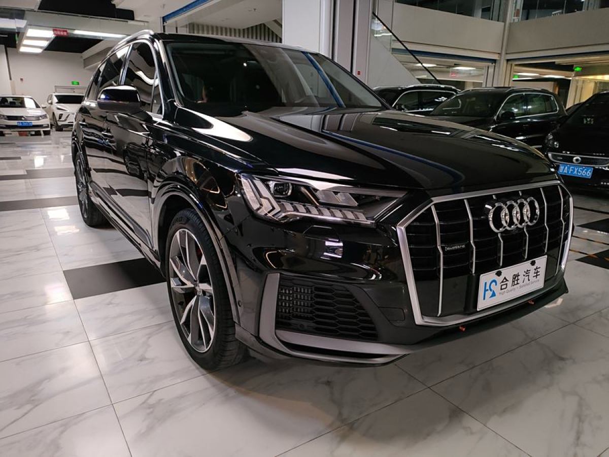 2022年6月奧迪 奧迪Q7  2023款 55 TFSI quattro S line運(yùn)動型