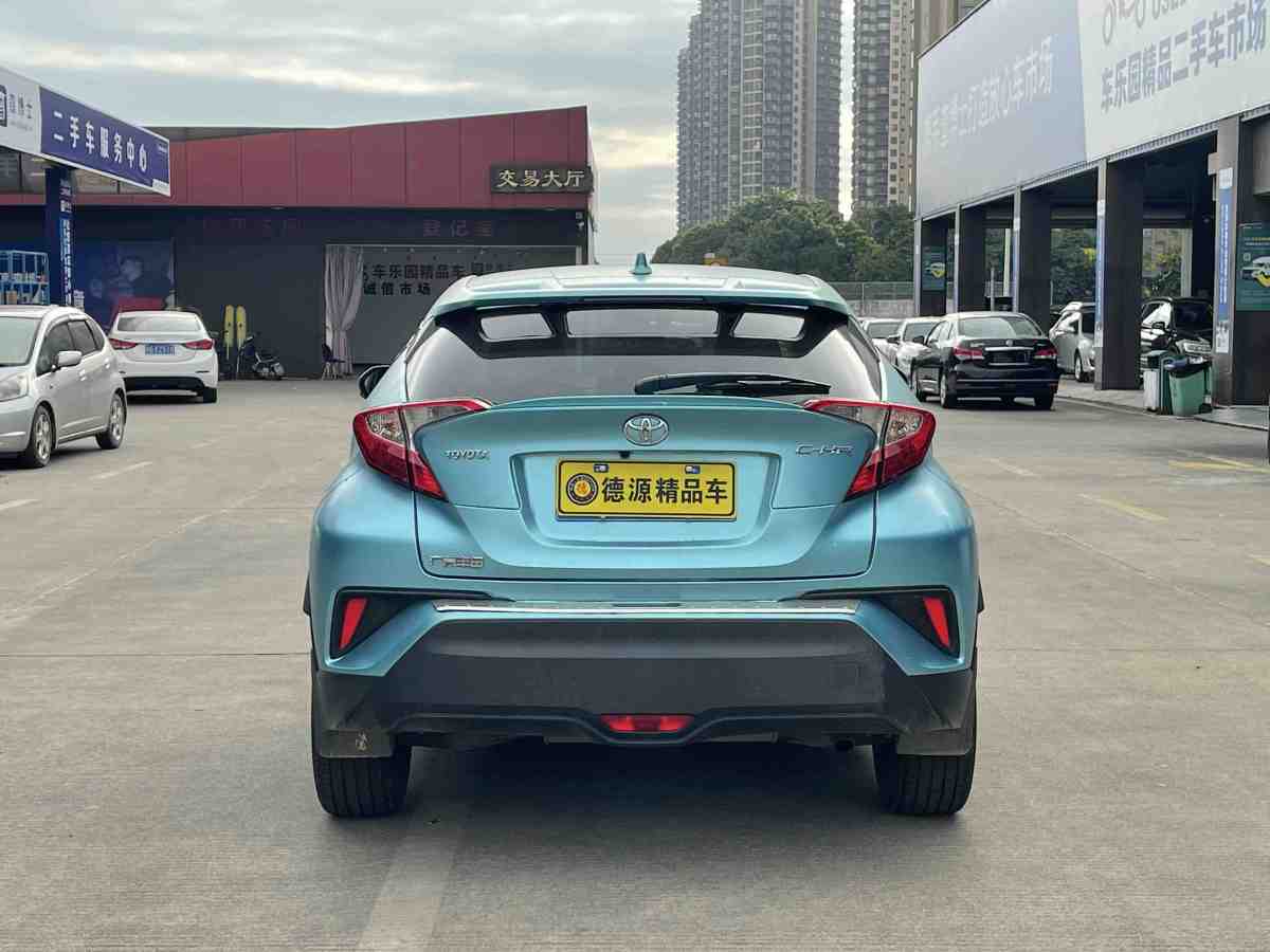 豐田 C-HR  2018款 2.0L 領(lǐng)先版 國(guó)V圖片