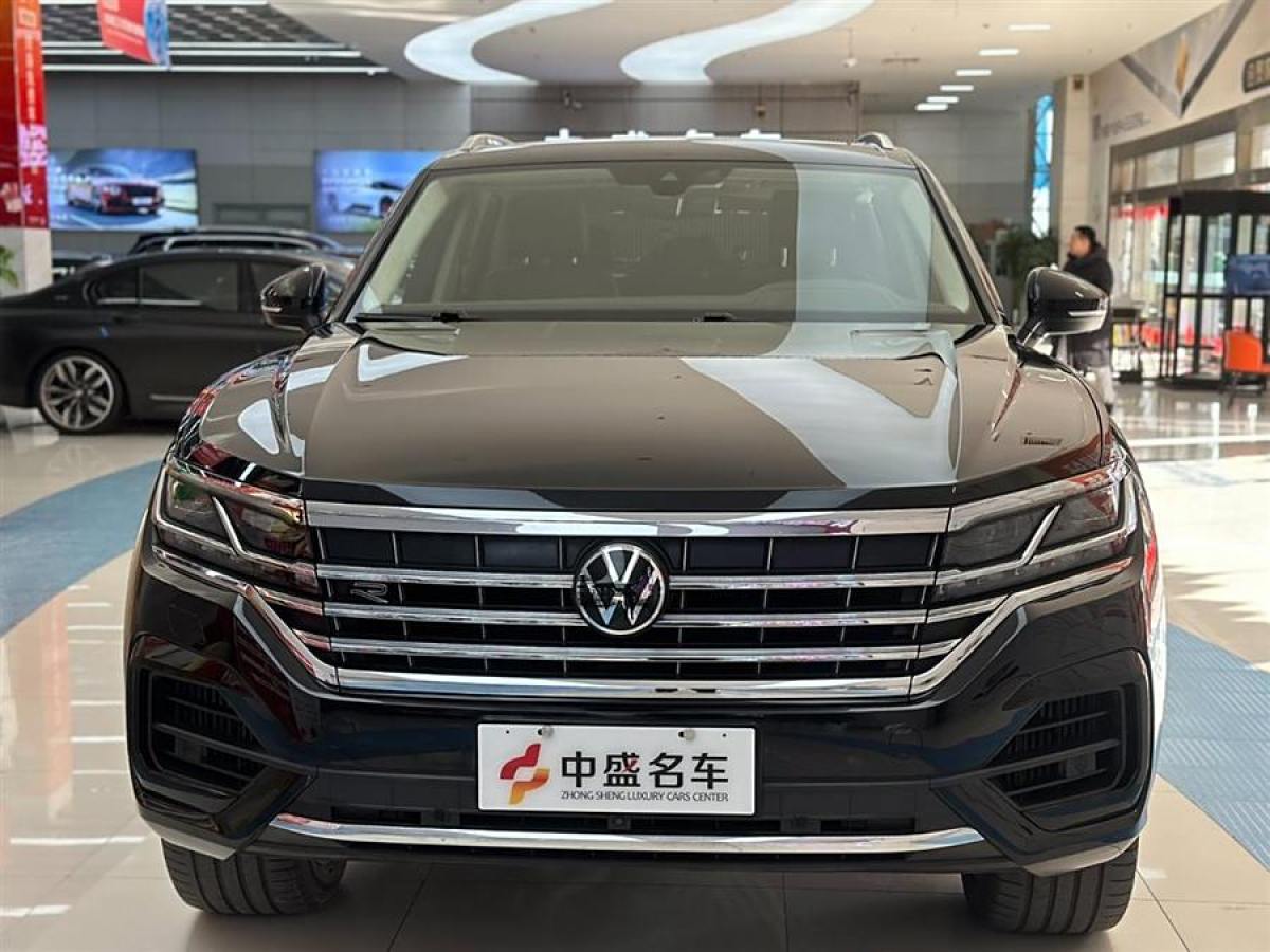 大眾 途銳  2022款 3.0TSI 銳享版 經(jīng)典運(yùn)動套裝圖片