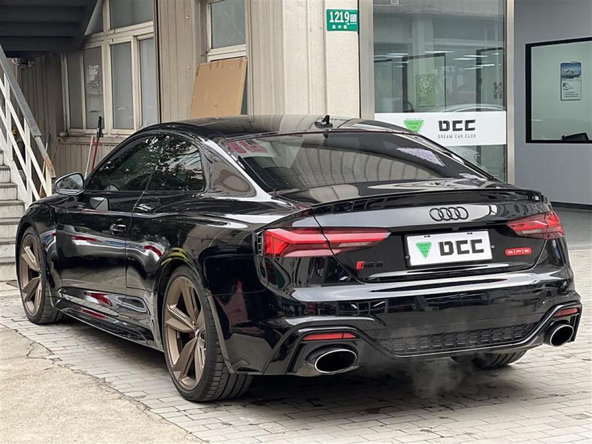 奧迪 奧迪RS 5  2021款 RS5 Coupe 暗金版圖片