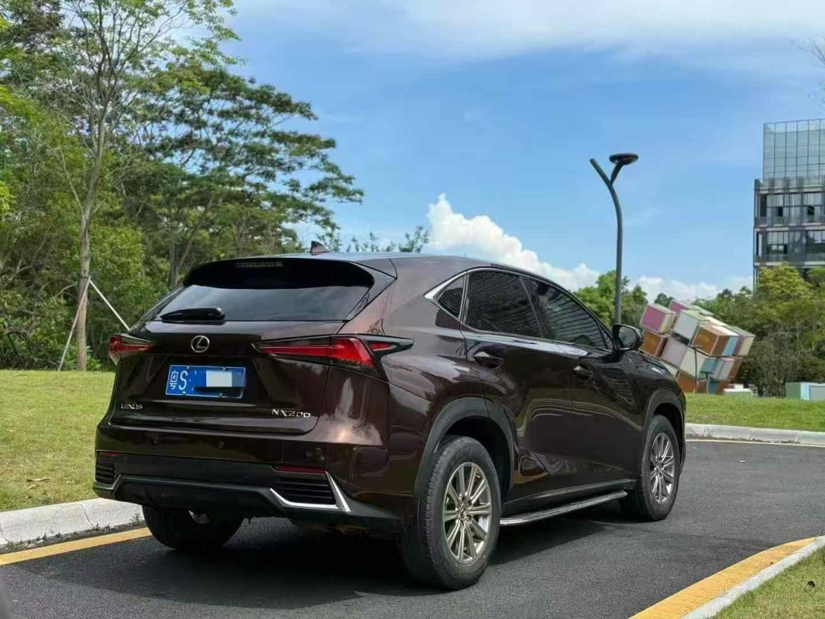 雷克薩斯 NX  2019款 300h 百萬(wàn)紀(jì)念限量版 國(guó)VI圖片