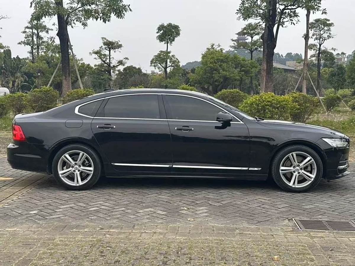 沃爾沃 S90  2018款 T4 智遠(yuǎn)版圖片