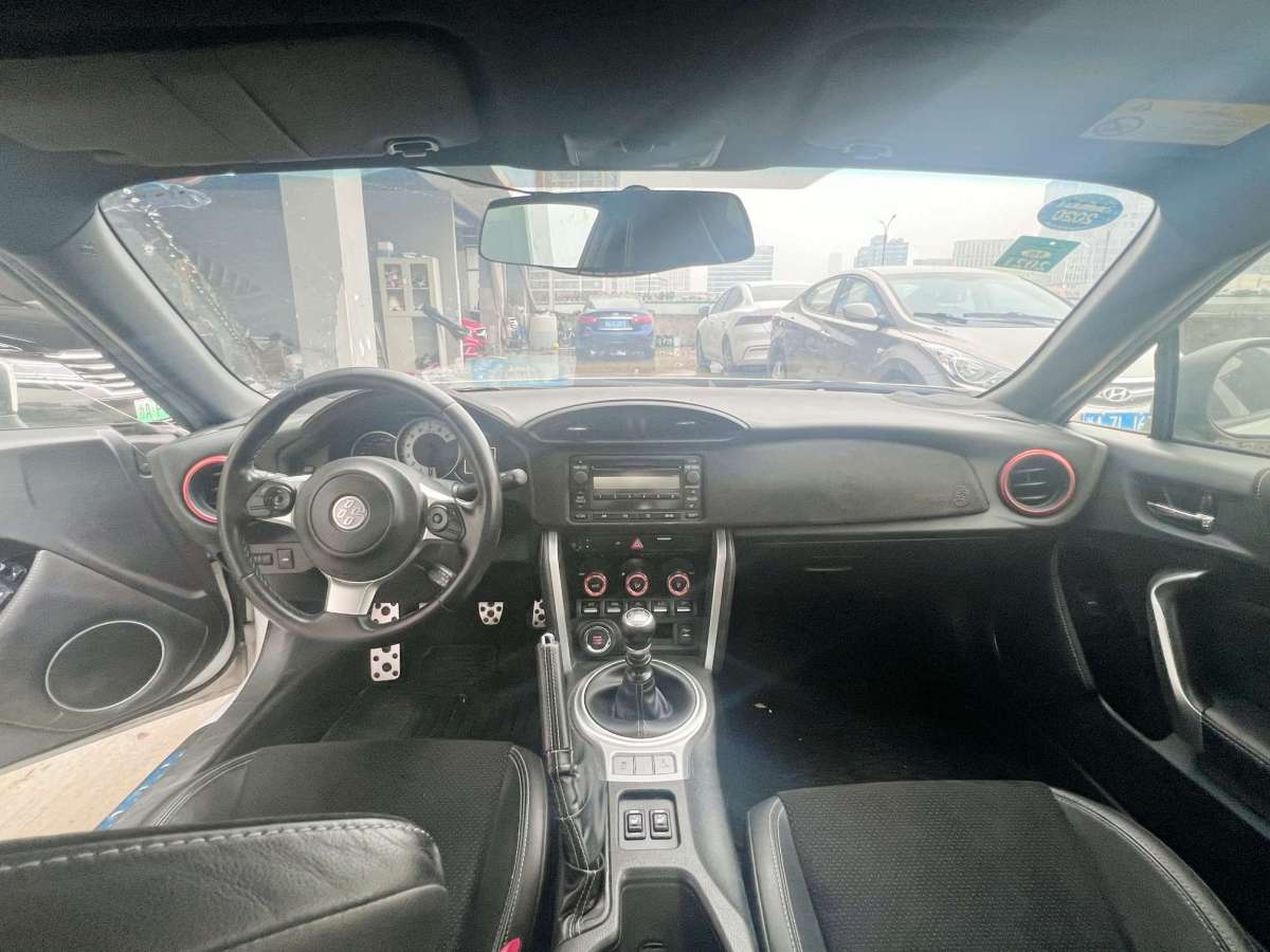 豐田 86  2013款 2.0L 手動豪華型圖片