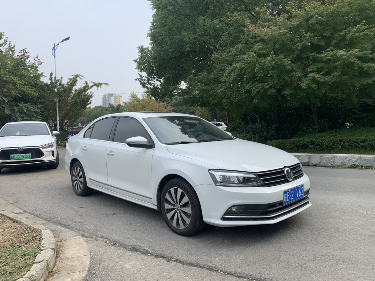 大眾 速騰  2015款 230TSI 自動豪華型圖片