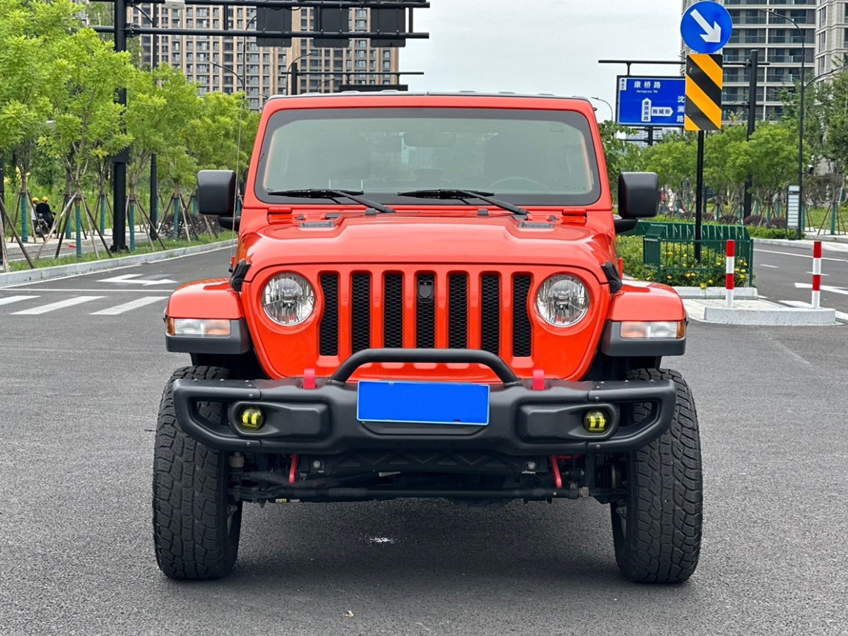 Jeep 牧馬人  2019款  2.0T Sahara 兩門版圖片