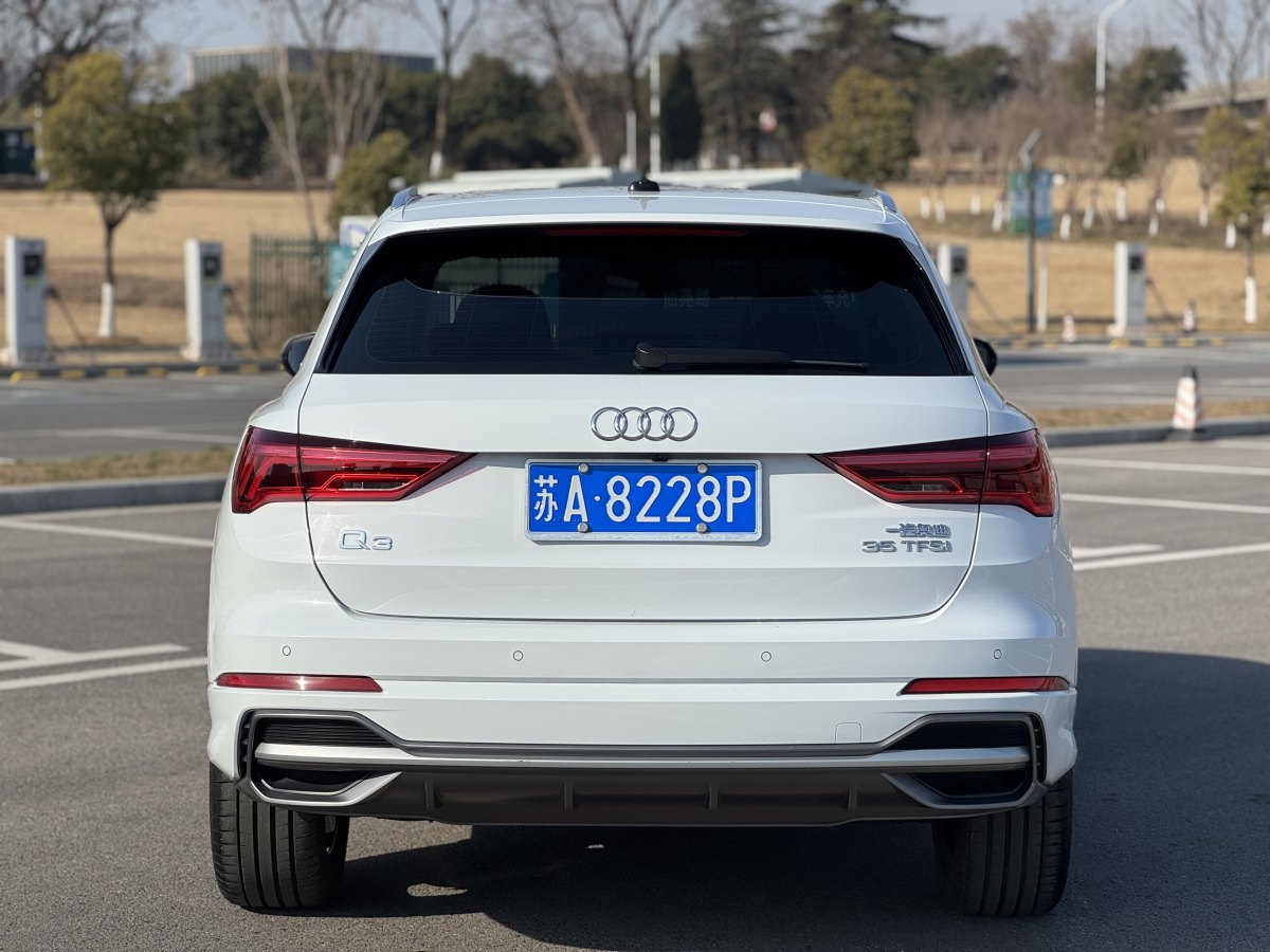 奧迪 奧迪Q3  2022款 35 TFSI 時尚動感型圖片