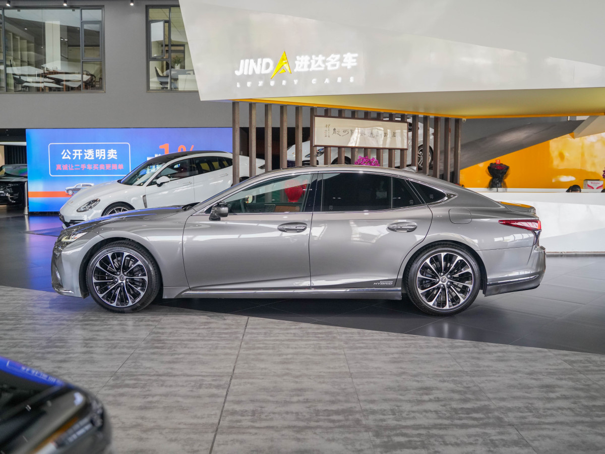 雷克薩斯 LS  2021款 500h 行政版圖片