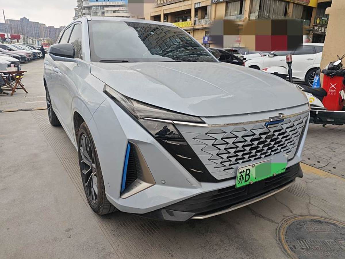 長(zhǎng)安歐尚 長(zhǎng)安歐尚Z6新能源  2023款 智電iDD 150KM旗艦PLUS智慧泊車版圖片