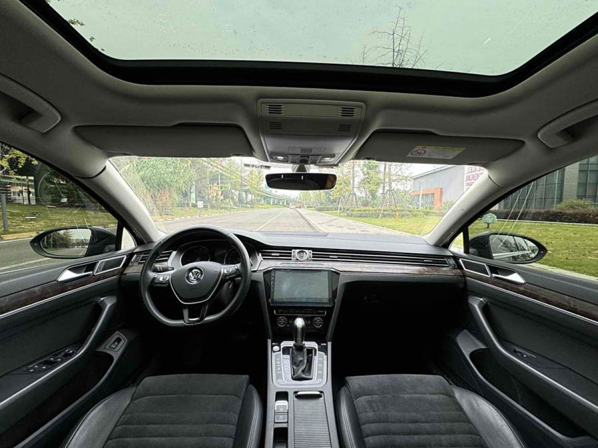 大眾 邁騰  2018款 改款 330TSI DSG 豪華型圖片