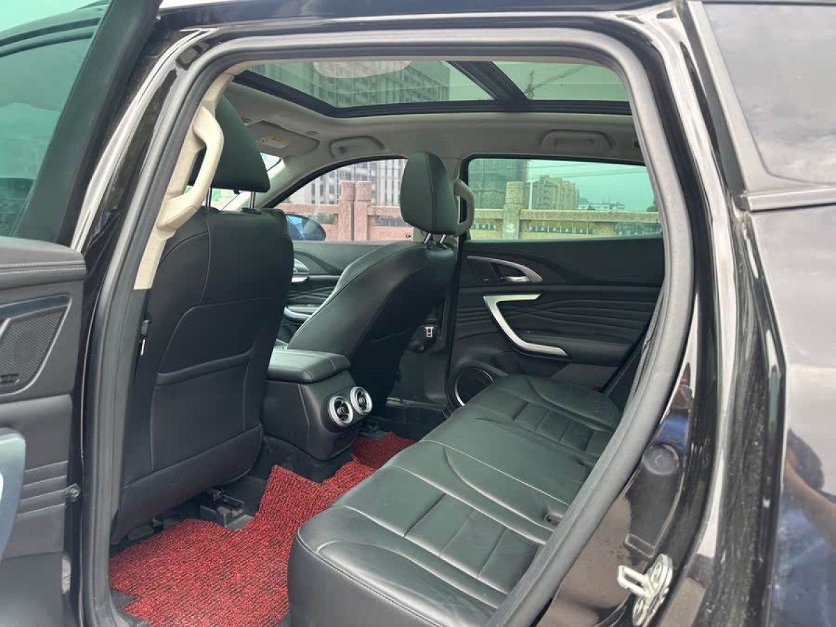 WEY VV7  2019款 升級(jí)款 2.0T 旗艦型圖片