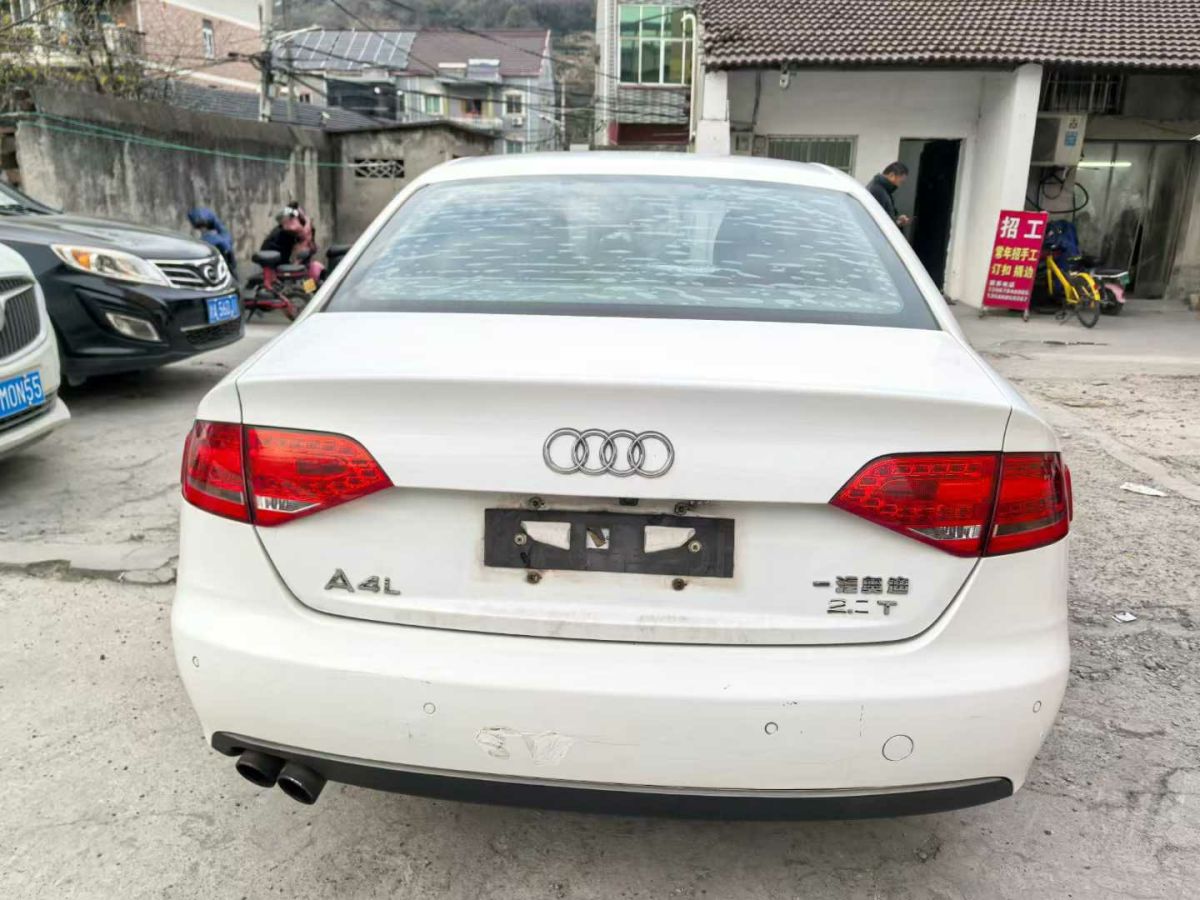 奧迪 奧迪A4L  2012款 2.0 TFSI 自動(dòng)技術(shù)型圖片