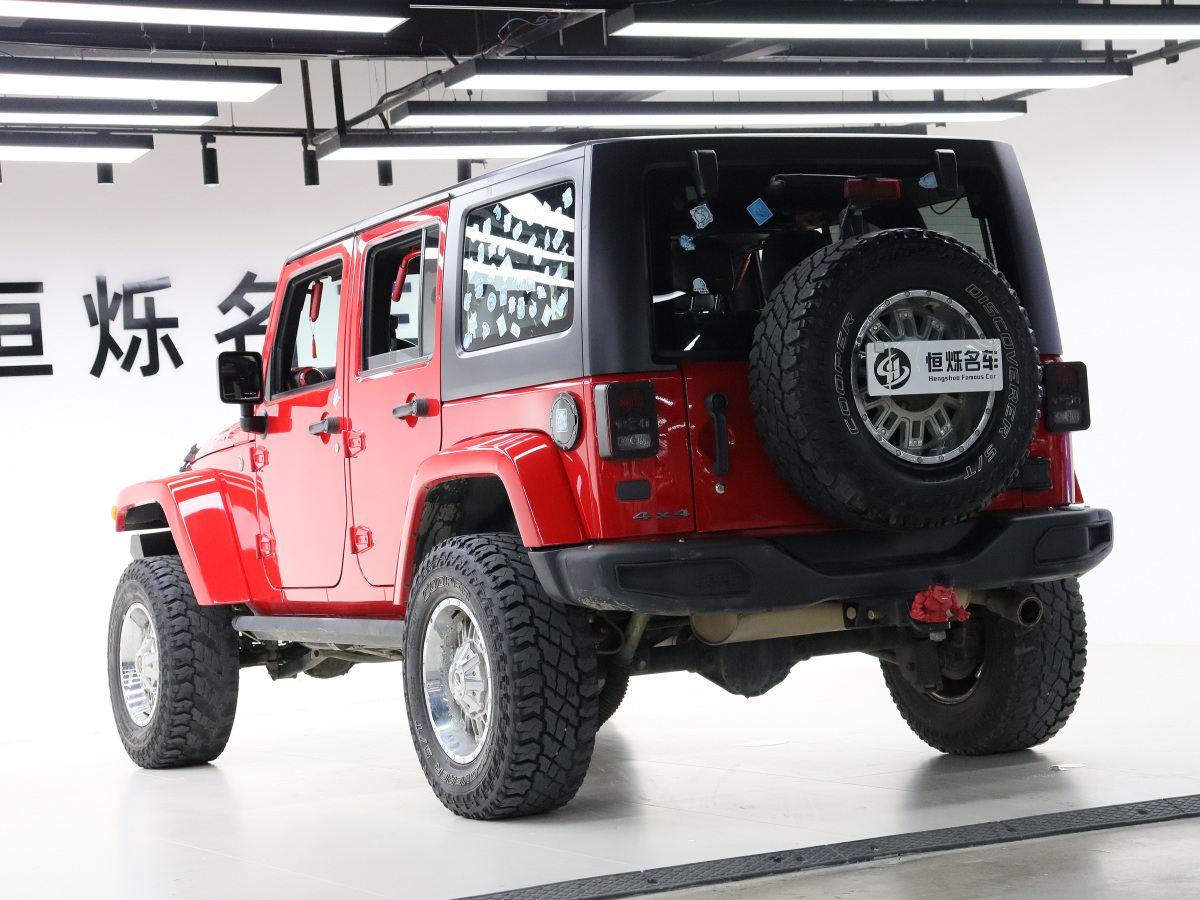 Jeep 牧馬人  2017款 3.0L Sahara 四門舒享版圖片