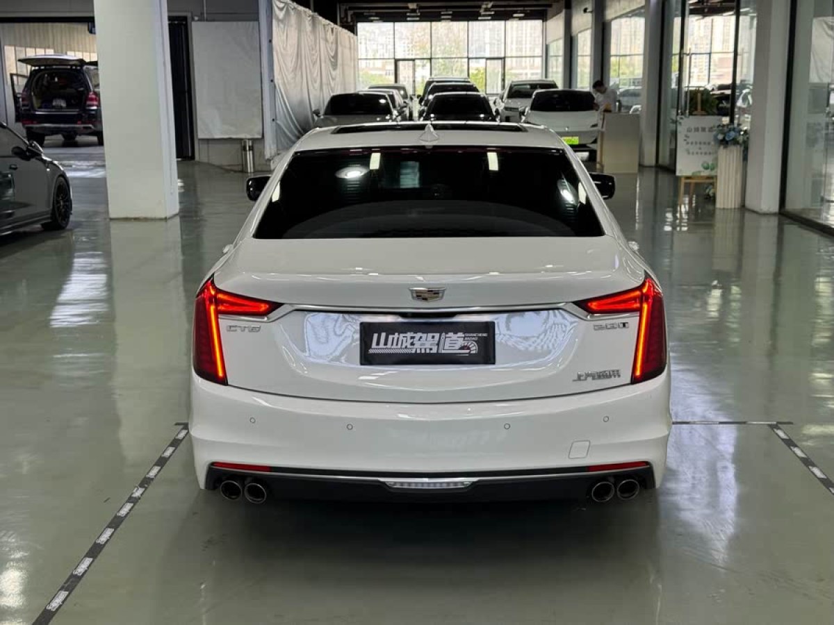 凱迪拉克 CT6  2020款 28T 領(lǐng)先超級(jí)巡航型圖片