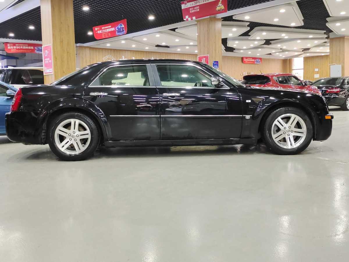 克萊斯勒 300C  2006款 2.7L 豪華版圖片