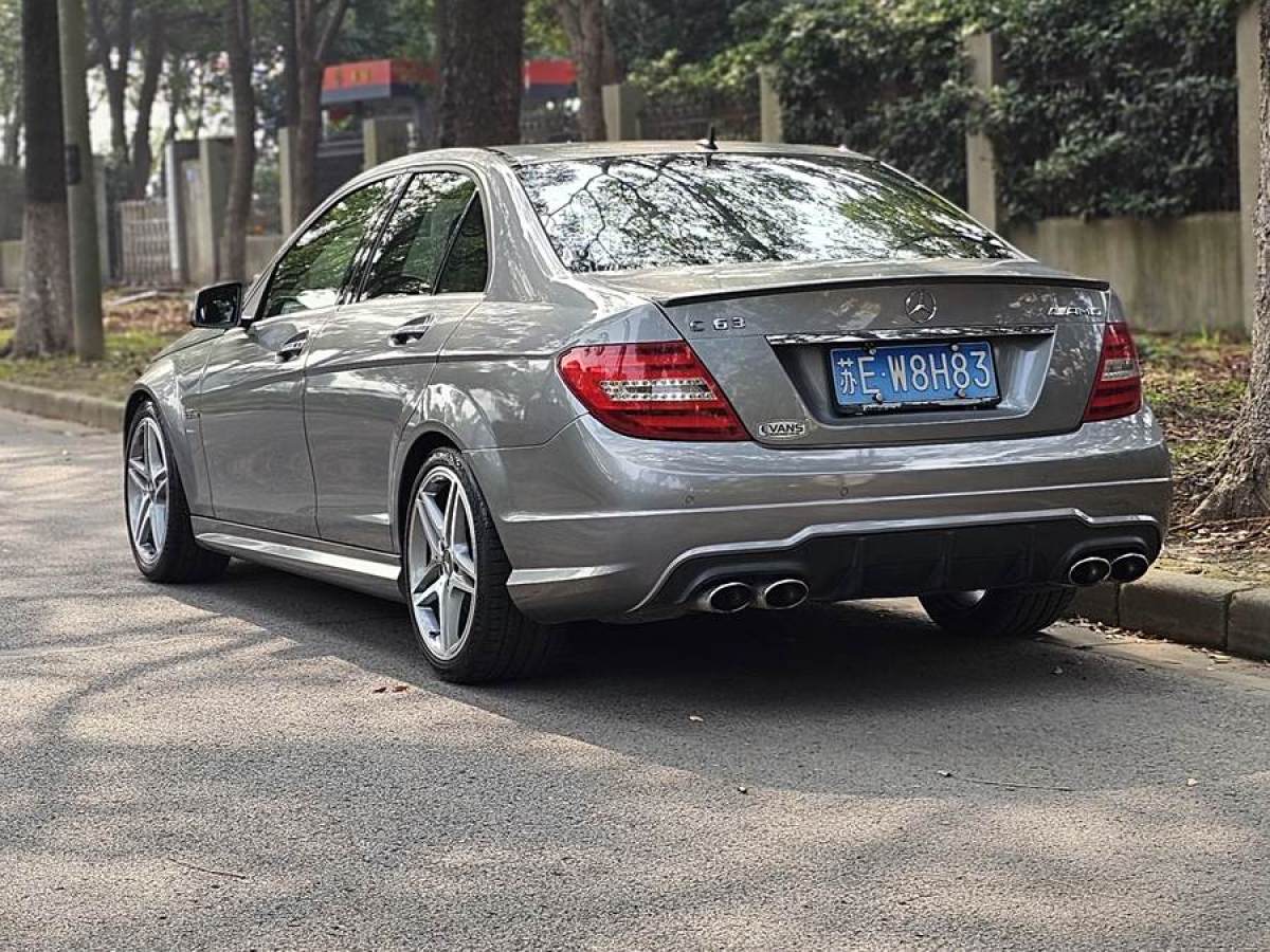 奔馳 奔馳C級(jí)AMG  2012款 AMG C 63 動(dòng)感型圖片