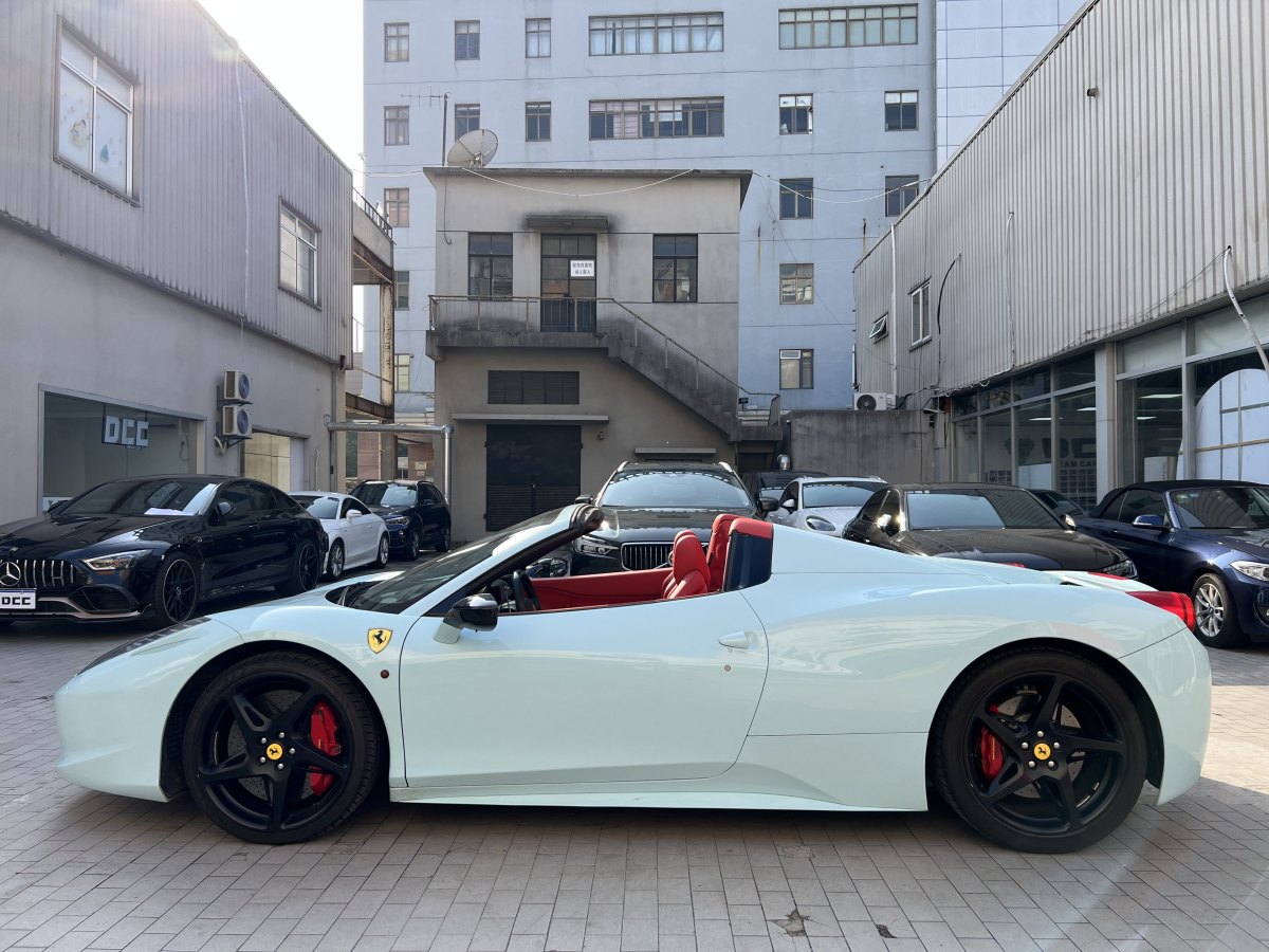 2013年5月法拉利 458  2013款 4.5L Spider