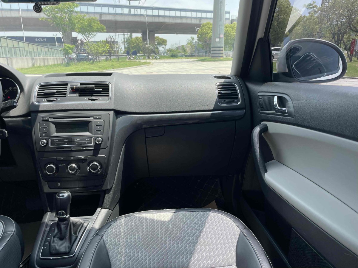 斯柯達 Yeti  2017款 TSI280 DSG前行版圖片