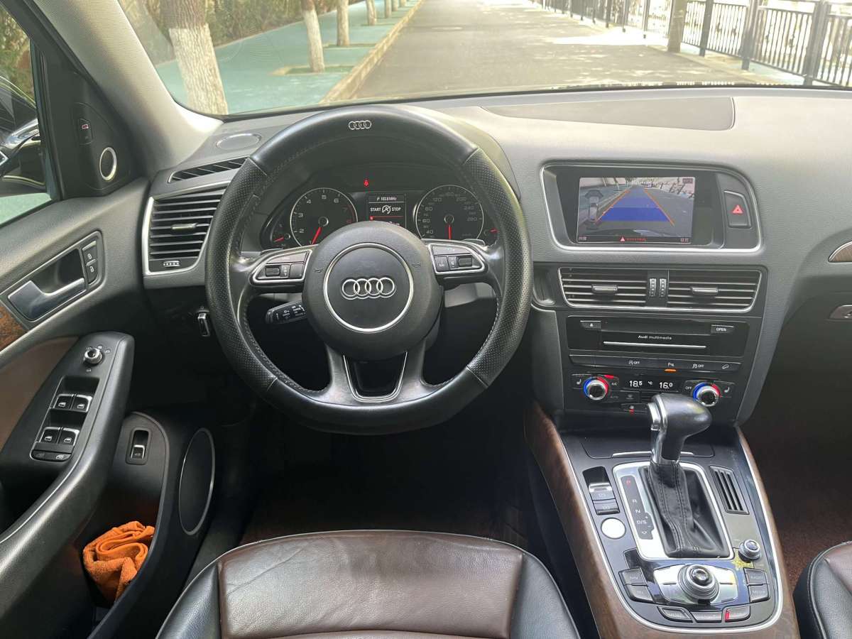 奥迪 奥迪Q5  2016款 Plus 40 TFSI 动感型图片