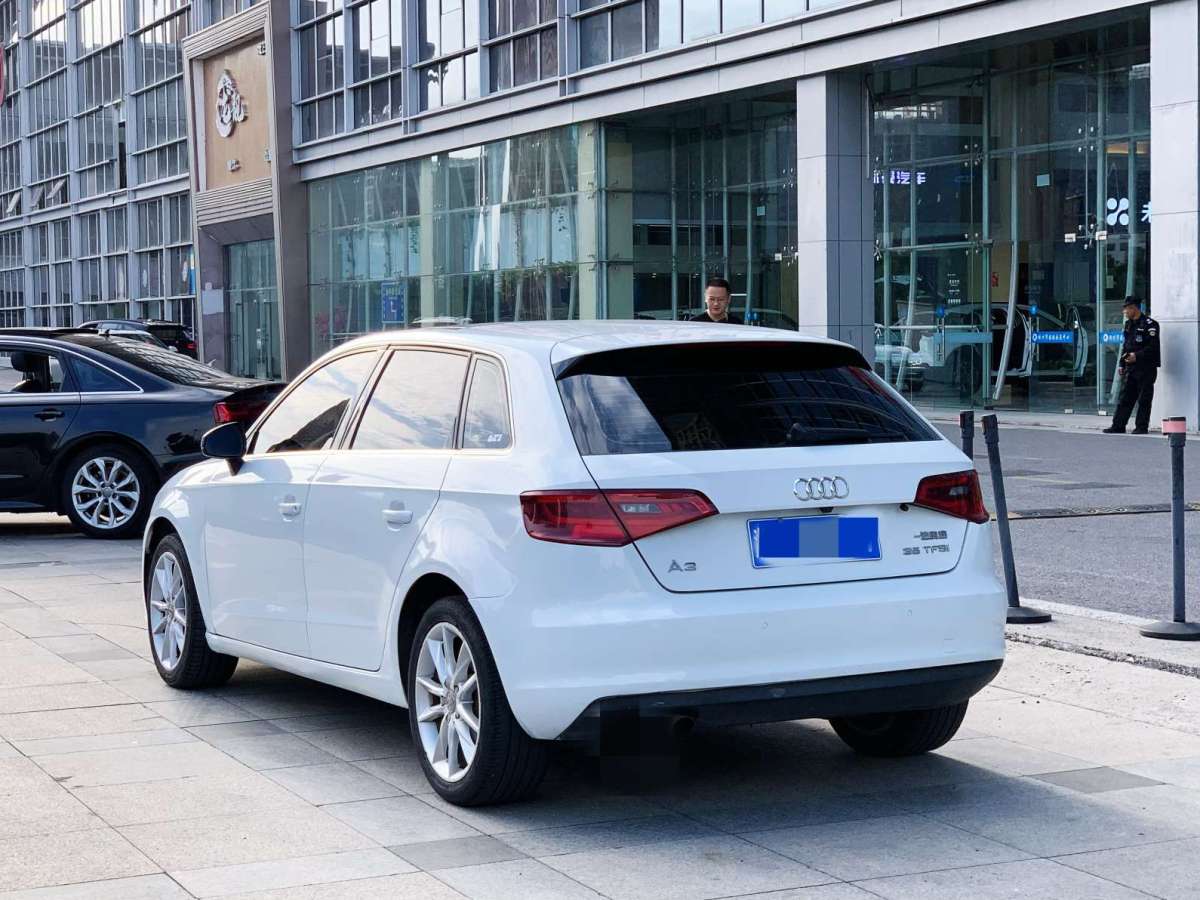 奧迪 奧迪A3  2015款 Sportback 35 TFSI 百萬紀(jì)念舒享型圖片