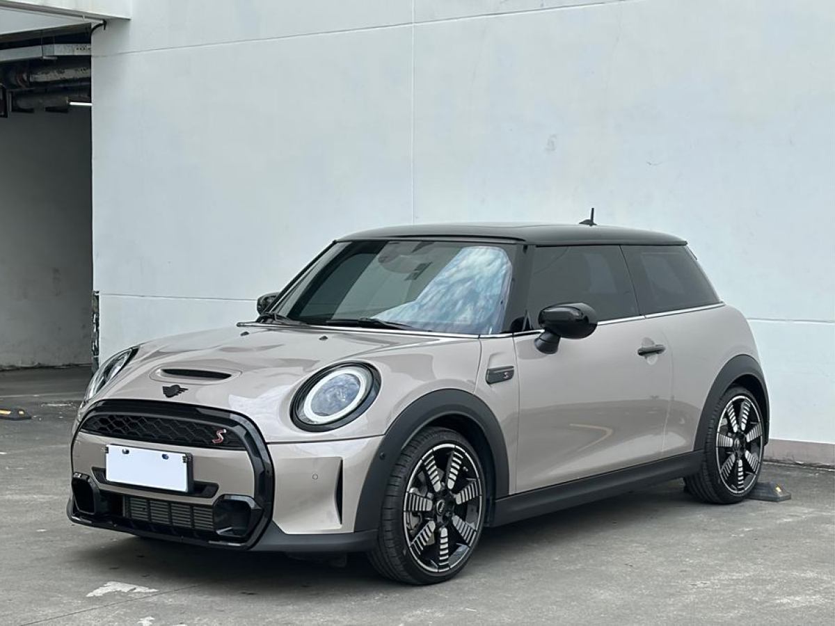 2024年7月MINI MINI  2023款 改款 2.0T COOPER S 藝術(shù)家