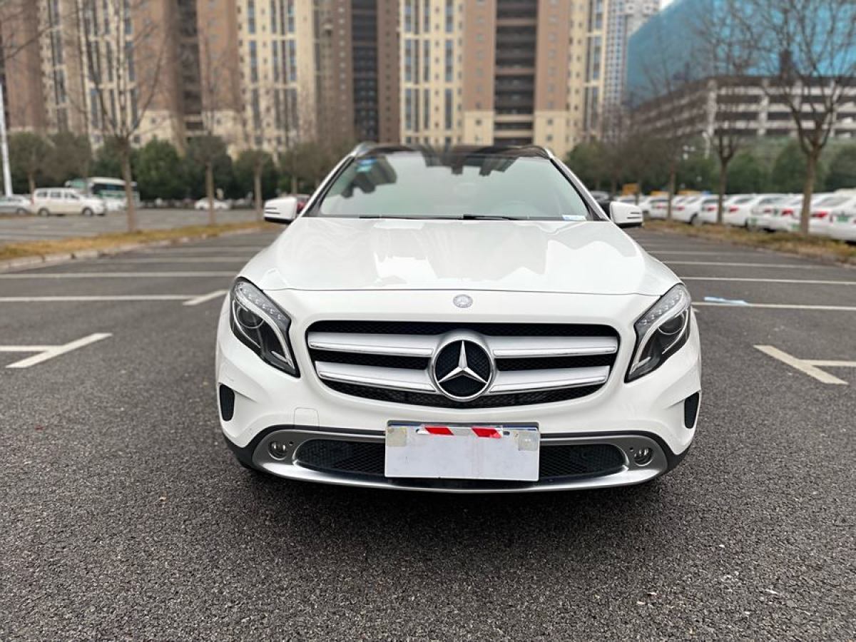 奔馳 奔馳GLA  2017款 GLA 220 4MATIC 時尚型圖片