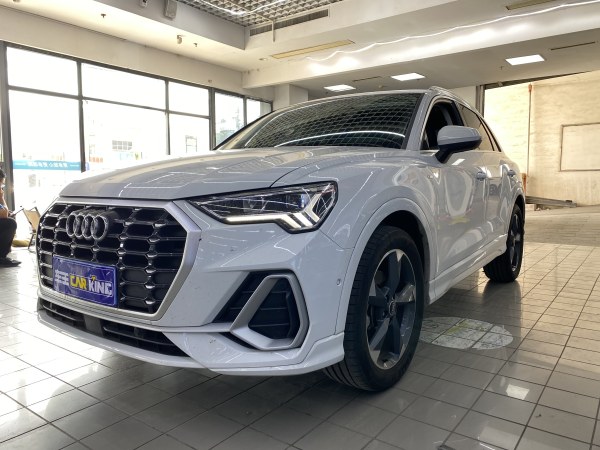 奥迪 奥迪Q3  2022款 35 TFSI 时尚动感型