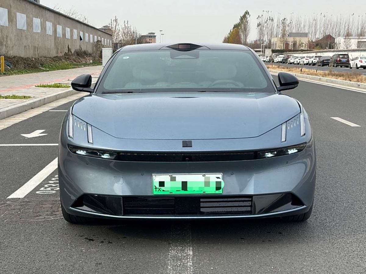 領(lǐng)克 領(lǐng)克Z10  2025款 95kWh 702km四驅(qū)智駕Ultra圖片