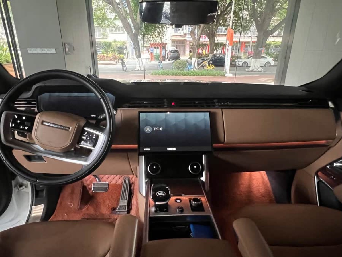 路虎 攬勝  2023款 3.0 L6 360PS 盛世版圖片