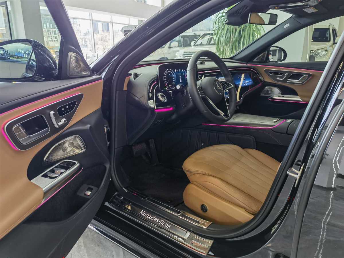 奔馳 奔馳E級  2024款 E 300 L 豪華型圖片