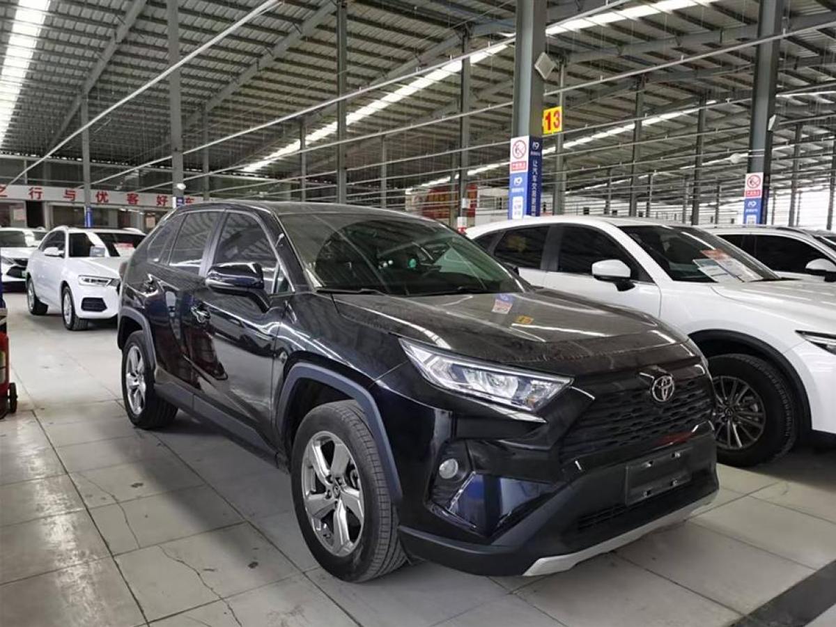 豐田 RAV4榮放  2022款 2.0L CVT兩驅(qū)風(fēng)尚Plus版圖片