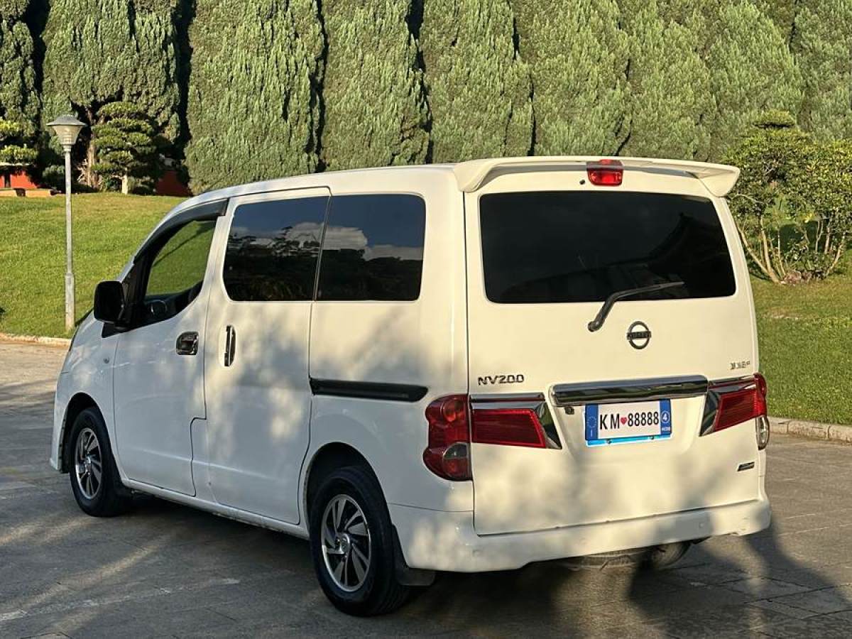 日產(chǎn) NV200  2014款 1.6L CVT尊享型 國(guó)V圖片