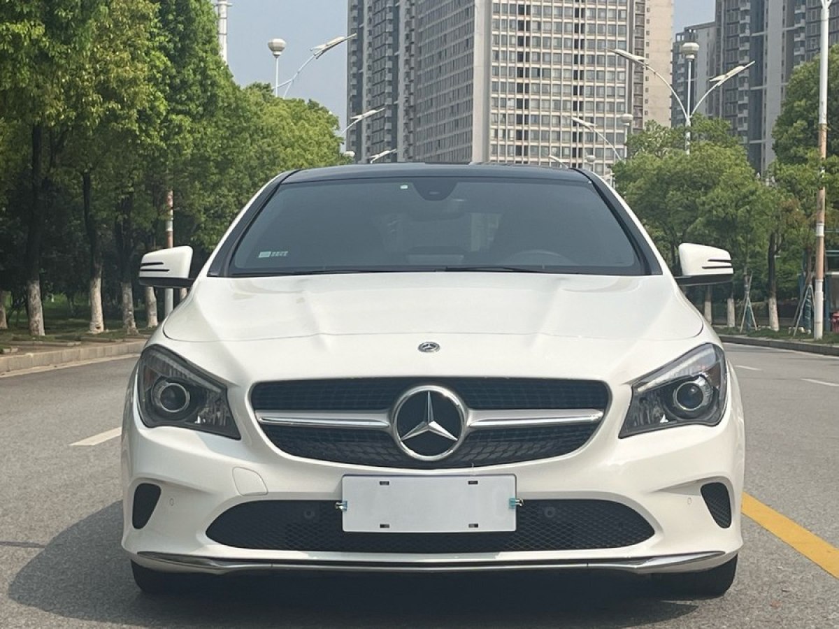 奔驰 奔驰CLA级  2018款 CLA 200 动感型图片