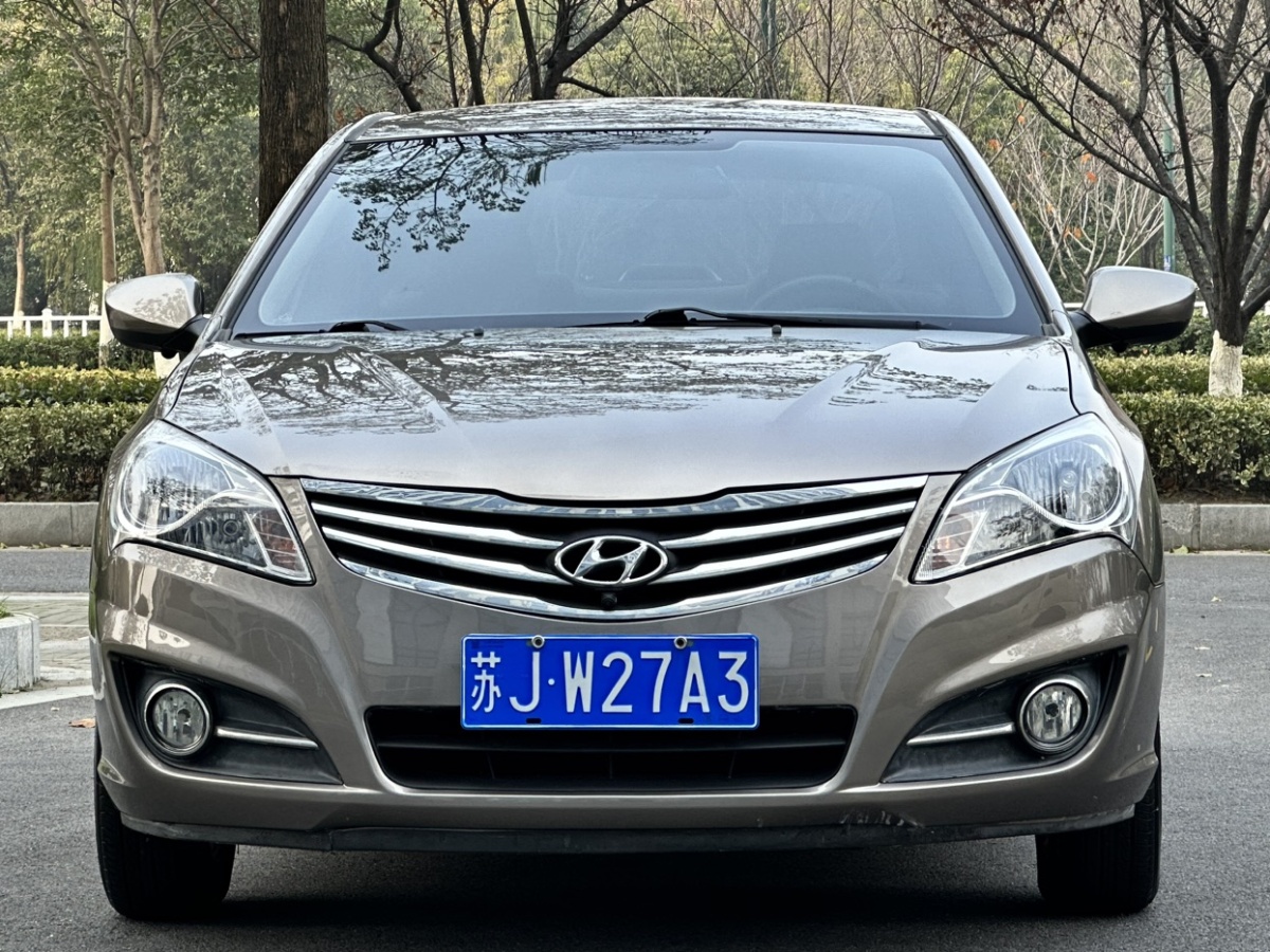 現(xiàn)代 悅動(dòng)  2015款 1.6L 自動(dòng)舒適型圖片