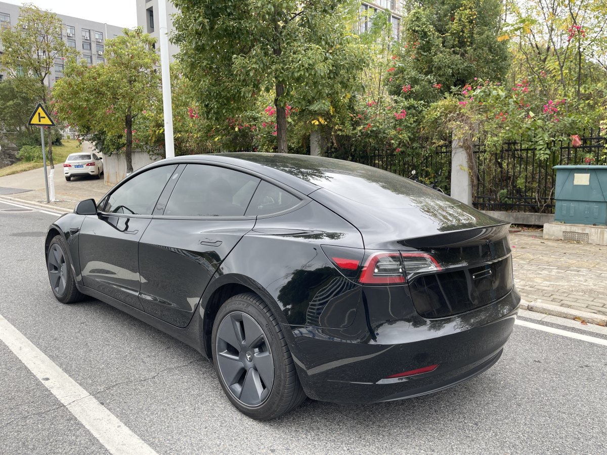 特斯拉 Model Y  2022款 改款 后輪驅(qū)動(dòng)版圖片