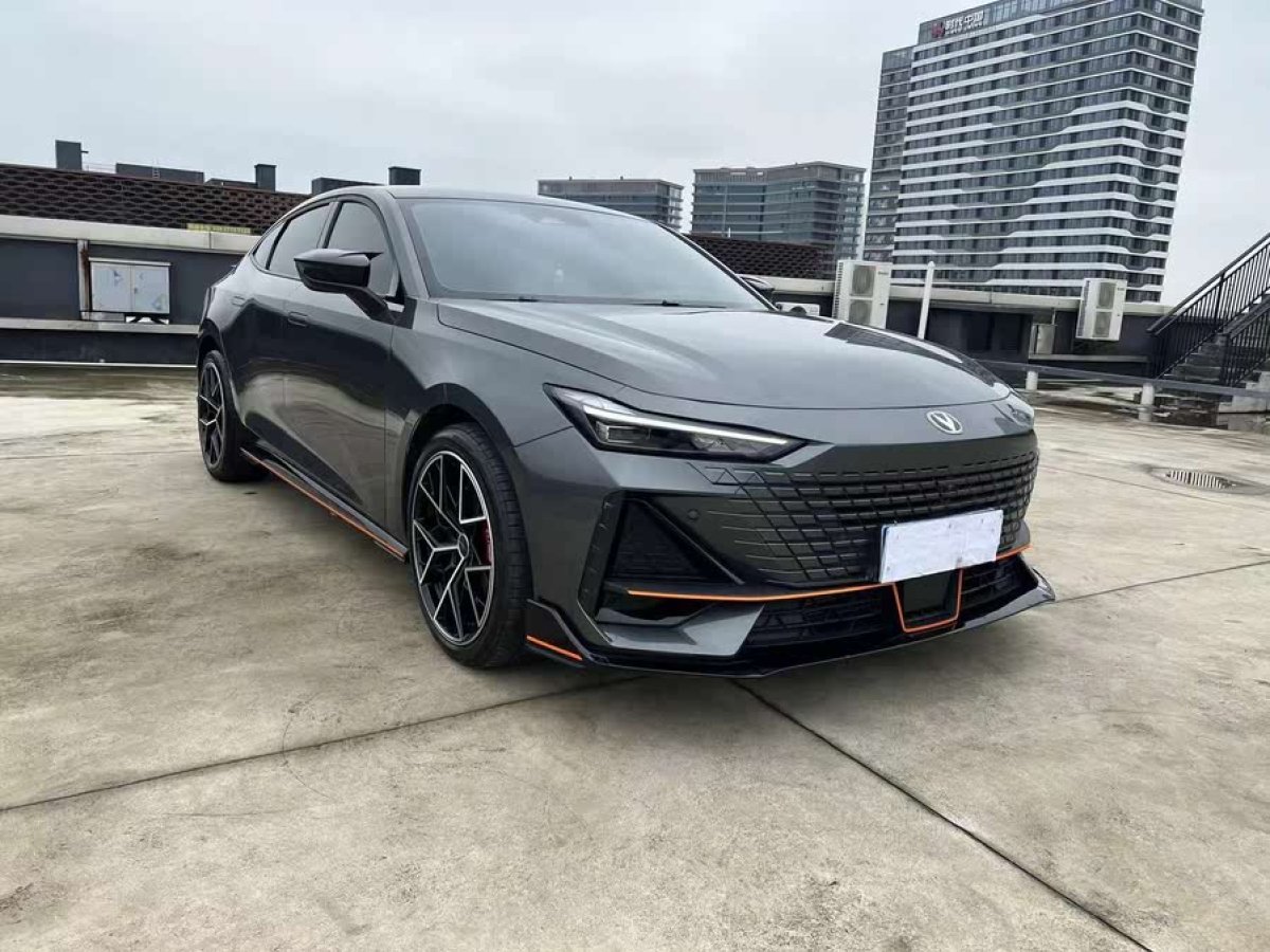 長安 長安UNI-V  2023款 1.5T 運動版圖片