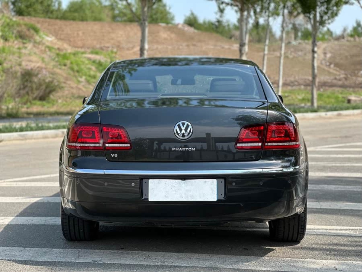 大眾 輝騰  2012款 3.0L 商務(wù)型圖片