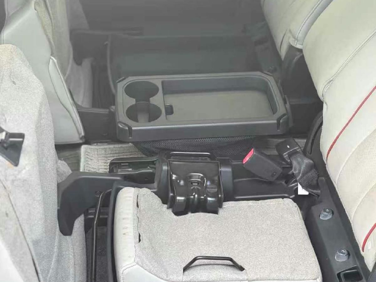 馬自達(dá) 馬自達(dá)5  2011款 2.0L 手動舒適型圖片