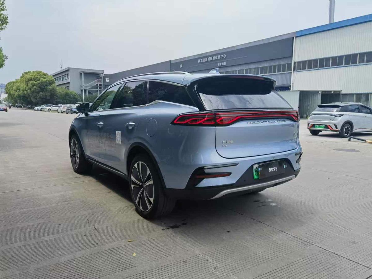 盛唐 盛唐V-Class  2023款 2.0T V級華爾街榮耀圖片