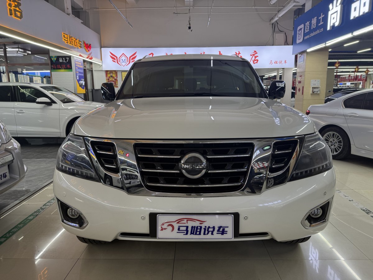 日產(chǎn) 途樂(lè)  2018款 4.0L 鉑金型圖片