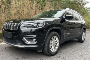 自由光 Jeep 2.0T 四驅(qū)專享版 國(guó)VI