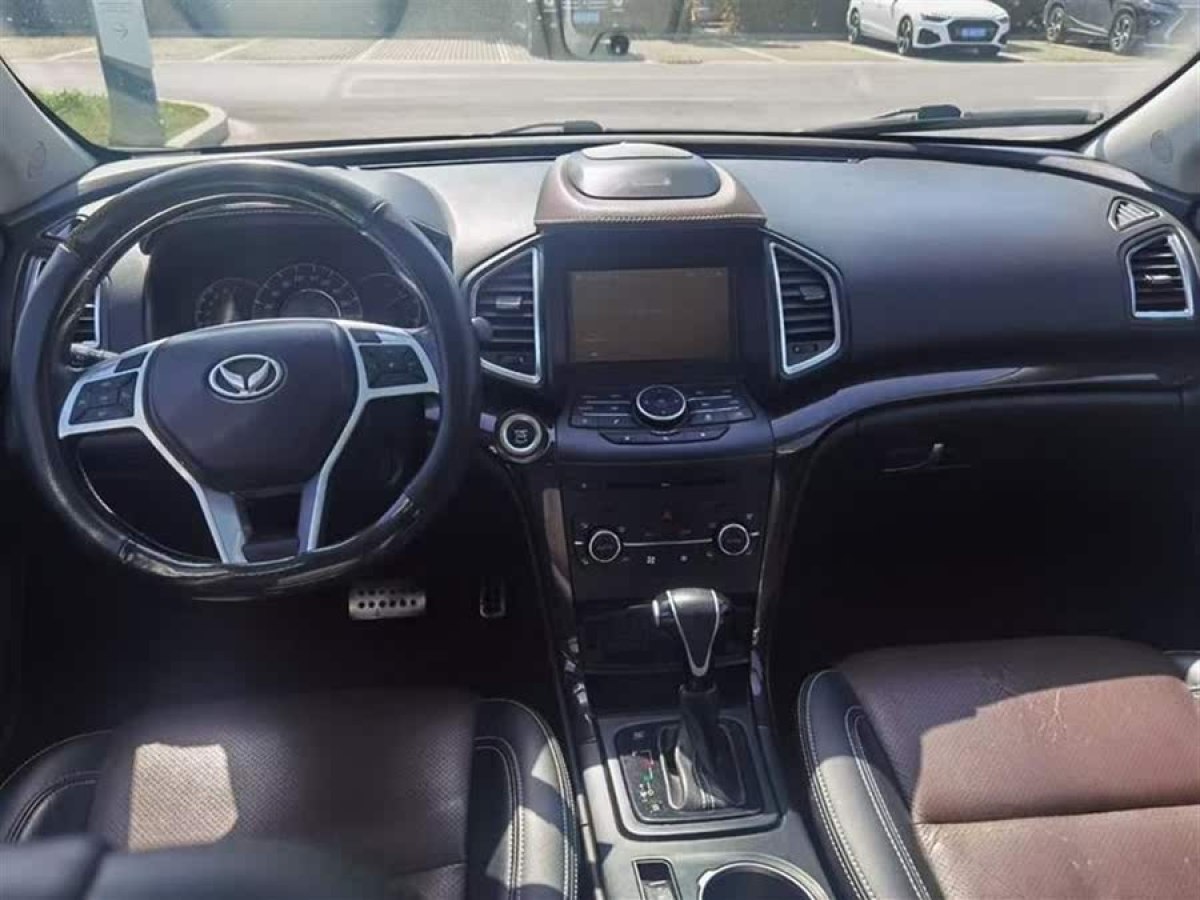 北汽幻速 S6  2016款 1.5T CVT尊享型圖片